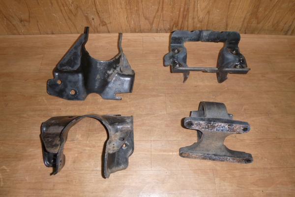  Jeep Cherokee * engine mount / hinge SET*IR2-96