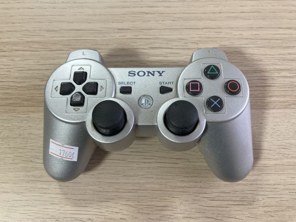 PS3 周辺機器 デュアルショック3 SIXAXIS ワイヤレスコントローラー シルバー 【管理 17606】【B】_画像1