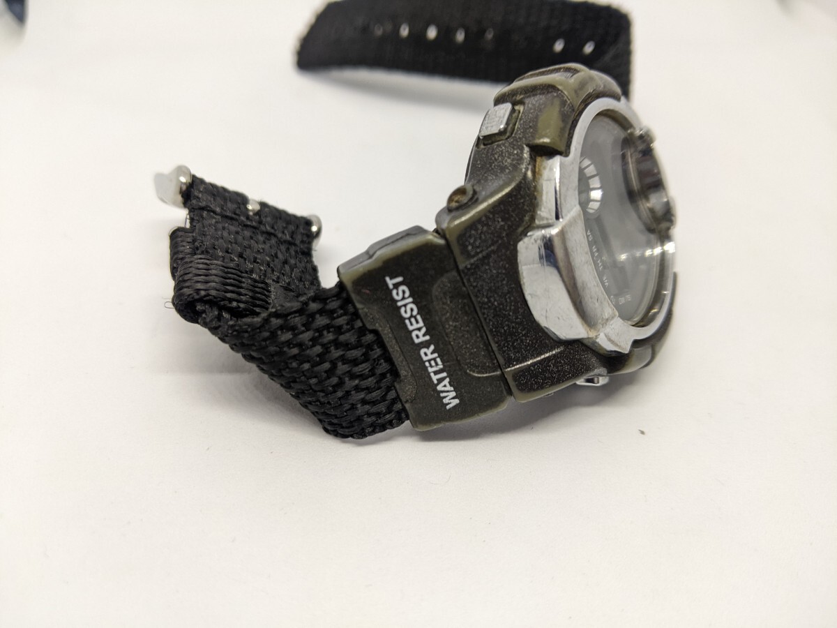 J-AXIS デジタル腕時計 カーキ 傷汚れあり 電池交換済 中古動作品 77 31_画像8
