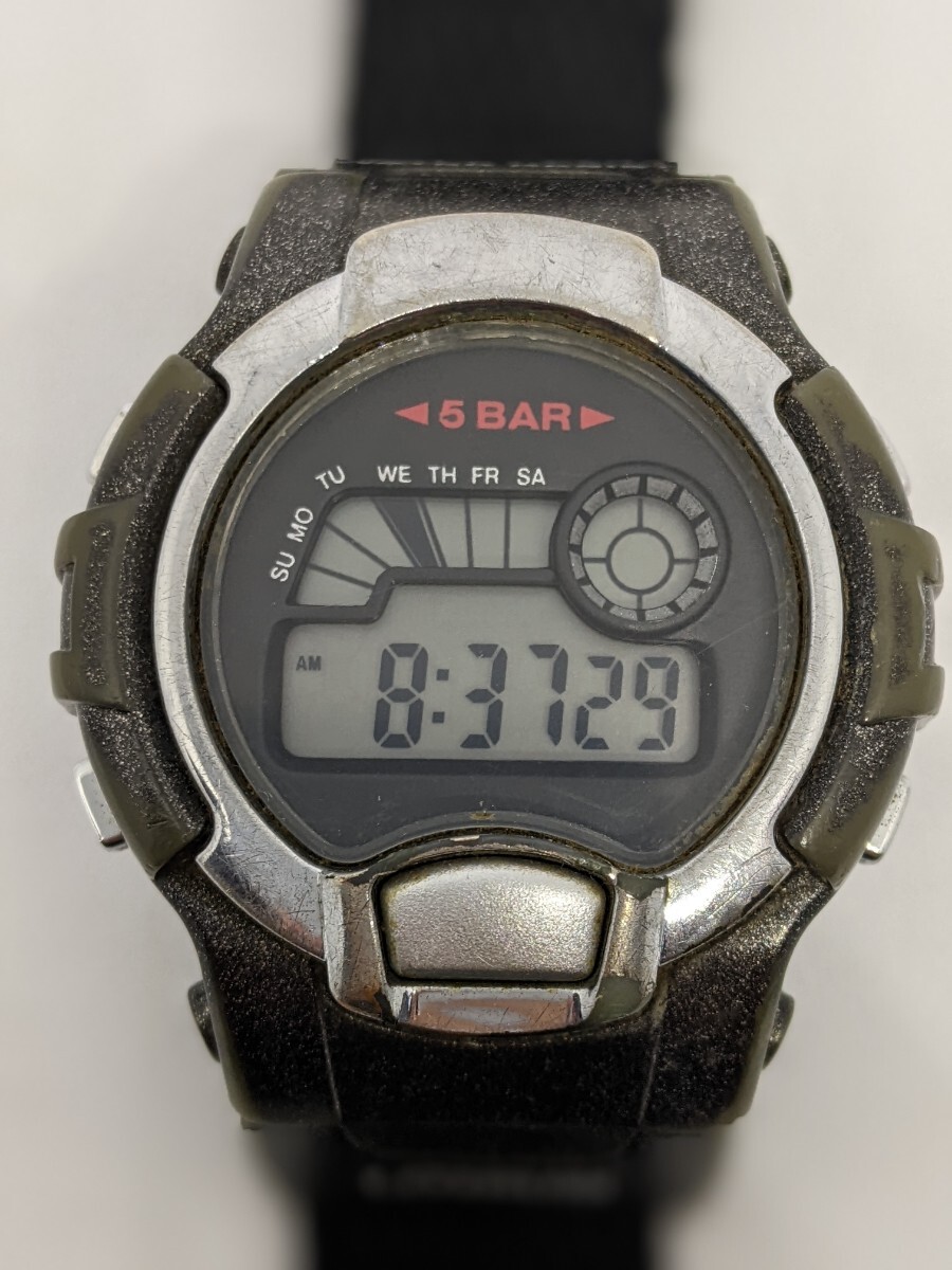 J-AXIS デジタル腕時計 カーキ 傷汚れあり 電池交換済 中古動作品 77 31_画像1
