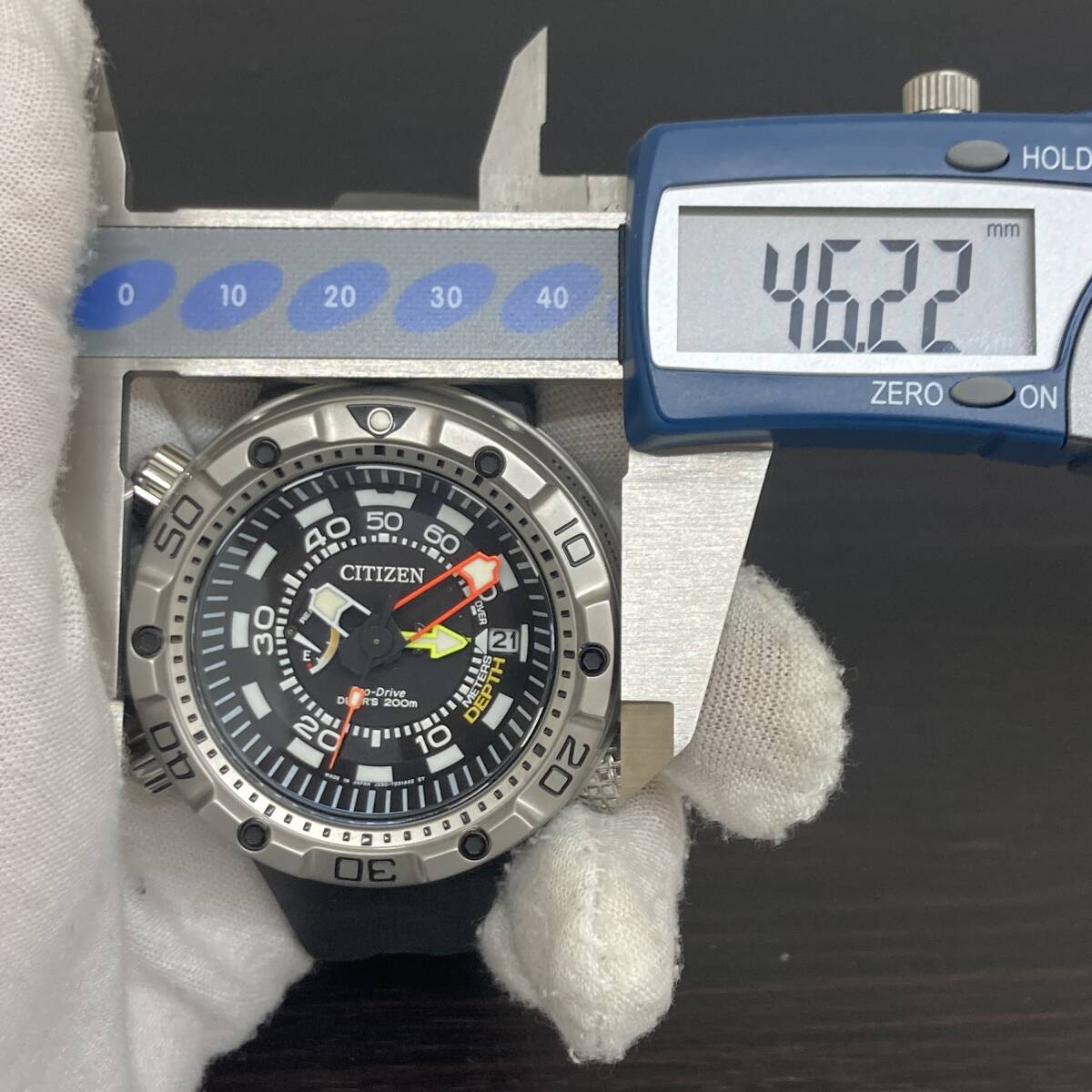 【稼働品】 CITIZEN PROMASTER AQUALAND Eco-Drive DIVERS 200m J250 S126011 シチズン プロマスター アクアランド 腕時計 中古_画像9