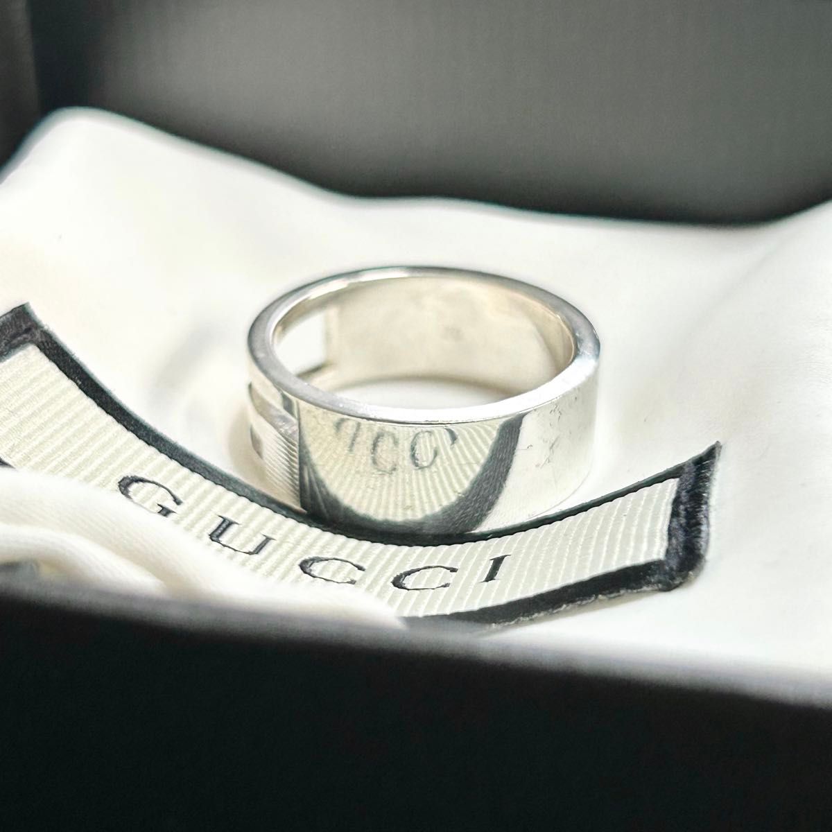GUCCI グッチ ブランデッド リング 20号 指輪 シルバー ブランド GUCCI グッチ ブランデッド リング 20号 指輪 シルバー ブランド