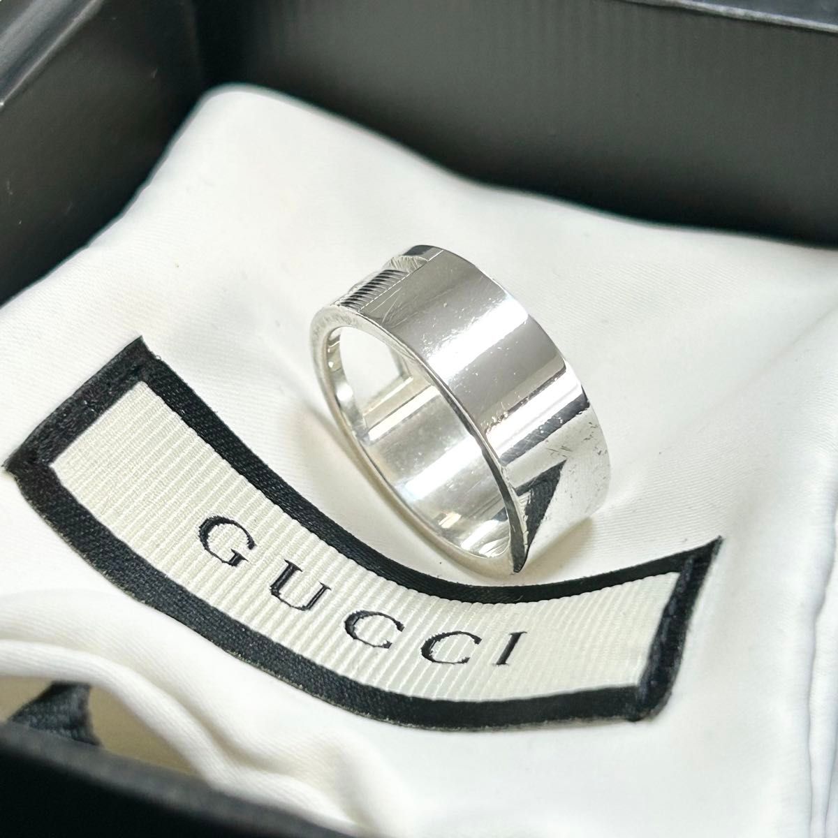 GUCCI グッチ ブランデッド リング 20号 指輪 シルバー ブランド GUCCI グッチ ブランデッド リング 20号 指輪 シルバー ブランド