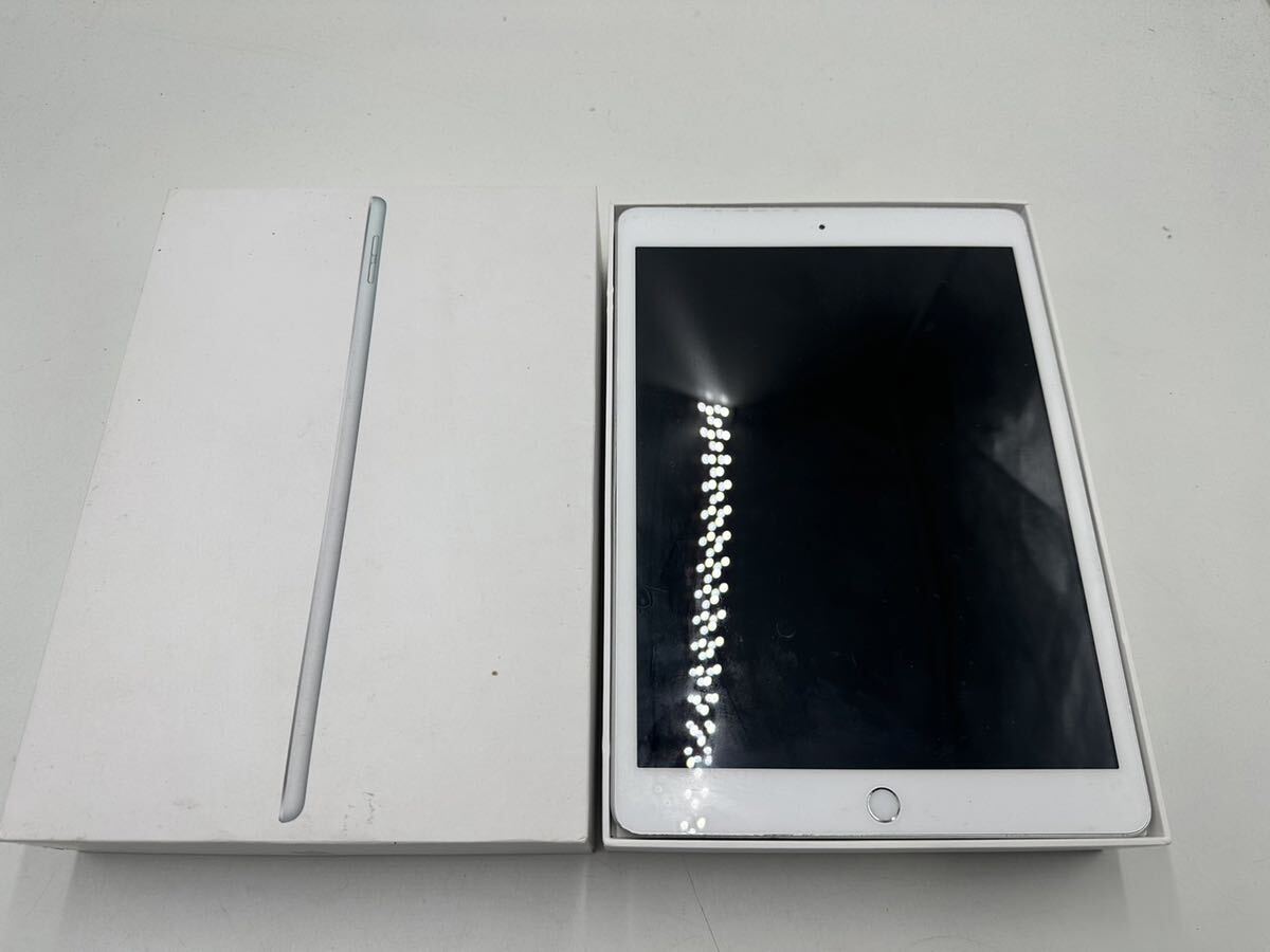 ♪ iPad Wi-Fi 32GB MW752J/A IPad WI-FI 32GB Silver A2197_画像1