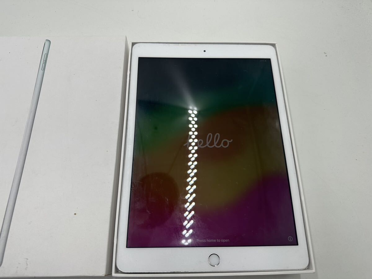 ♪ iPad Wi-Fi 32GB MW752J/A IPad WI-FI 32GB Silver A2197_画像2