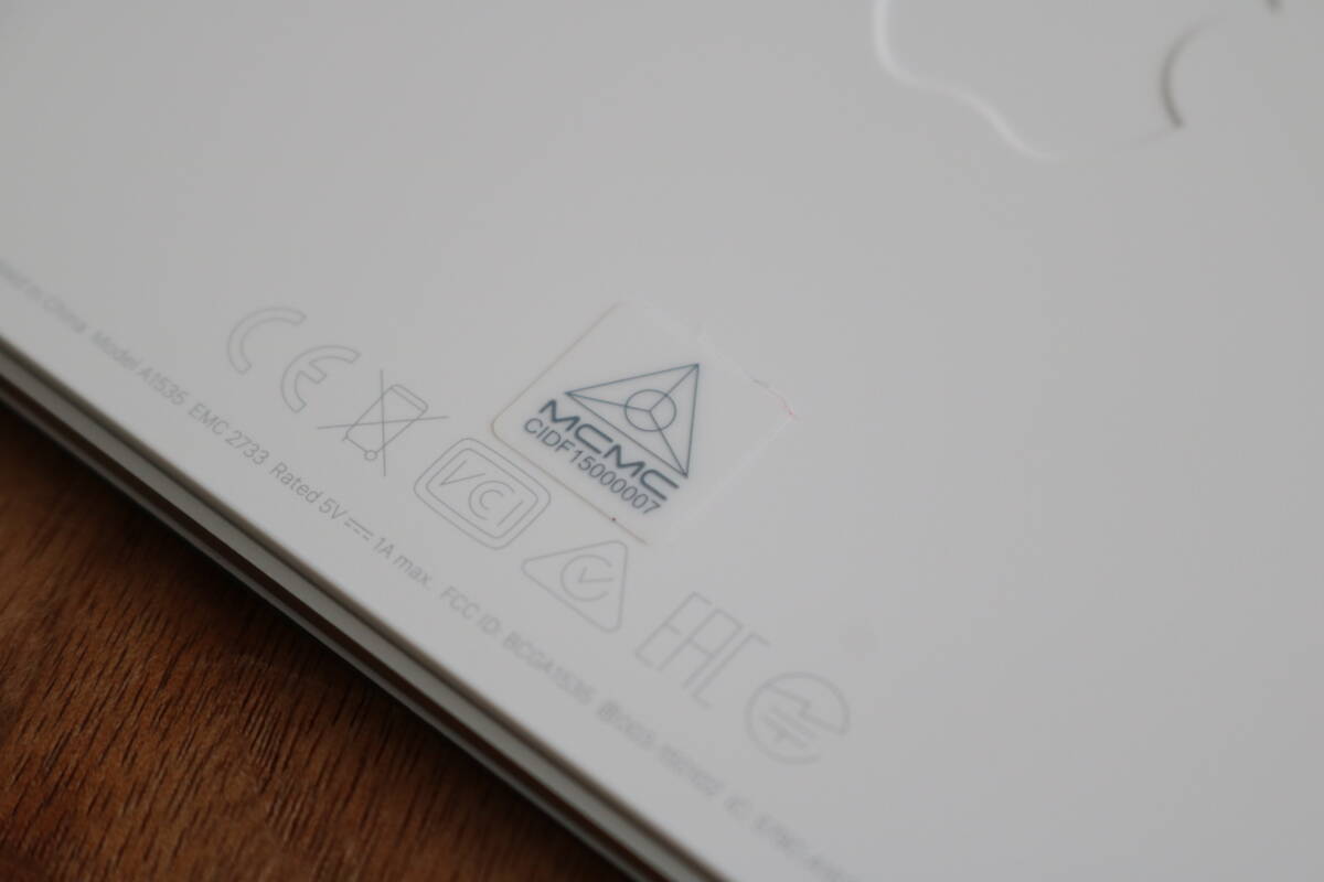 [程度良好/現行モデル] Apple Magic Trackpad 3（Multi-Touch対応）White Wireless Model A1535 MK2D3ZA/A トラックパッド 3 ホワイトの画像7