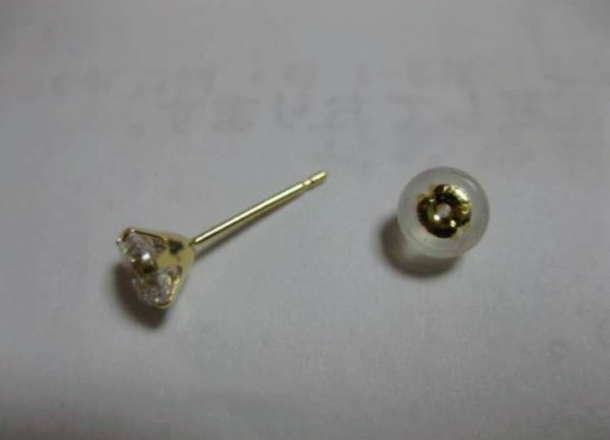 ★★4ミリ★★K18ダイヤモンドピアス1.28ct ペア高級※※☆輝きの一品☆純正18金 イエロー ゴールドピアス_画像6