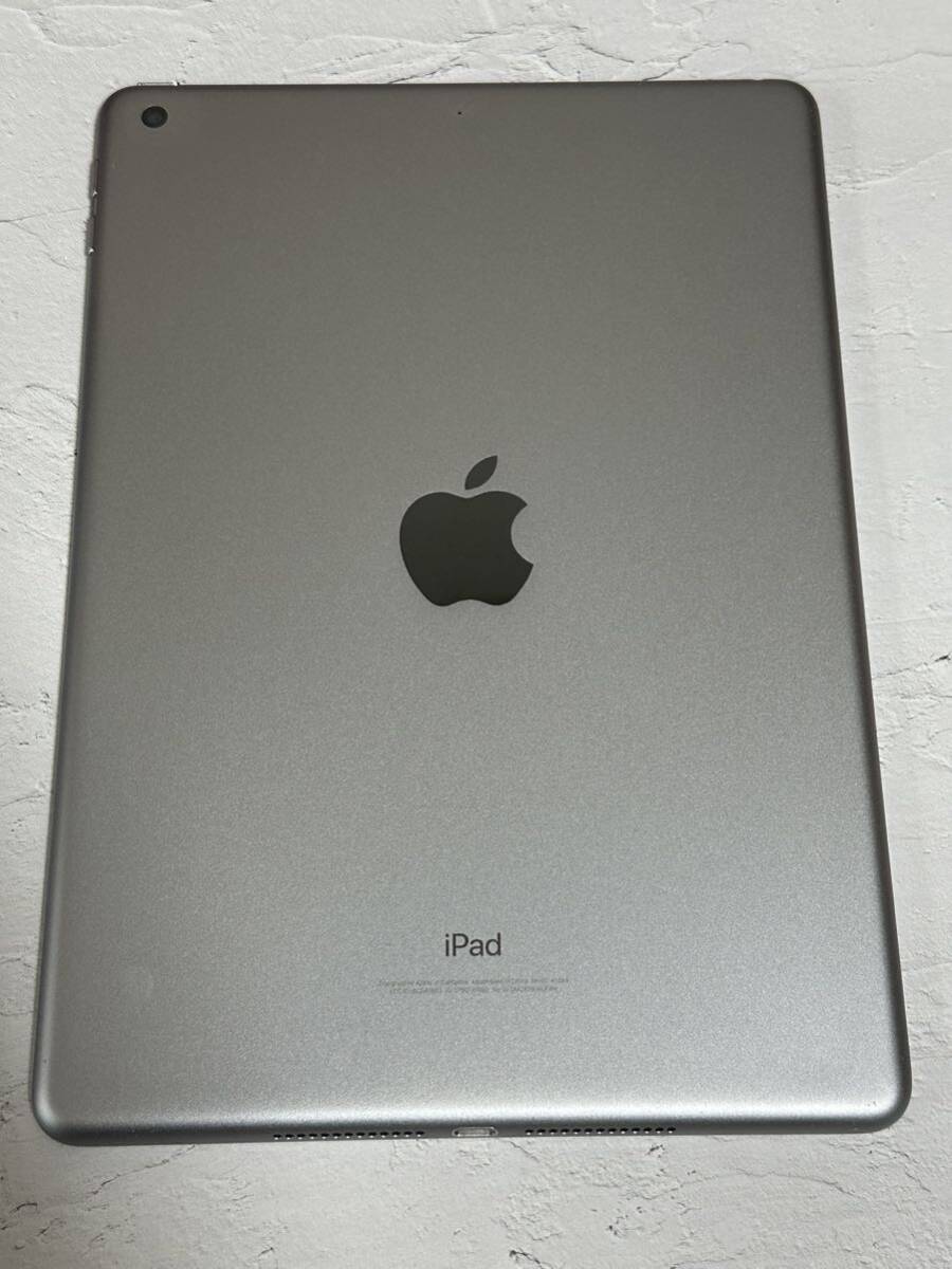 iPad 6世代 128GB Wi-Fiモデル スペースグレー sku07