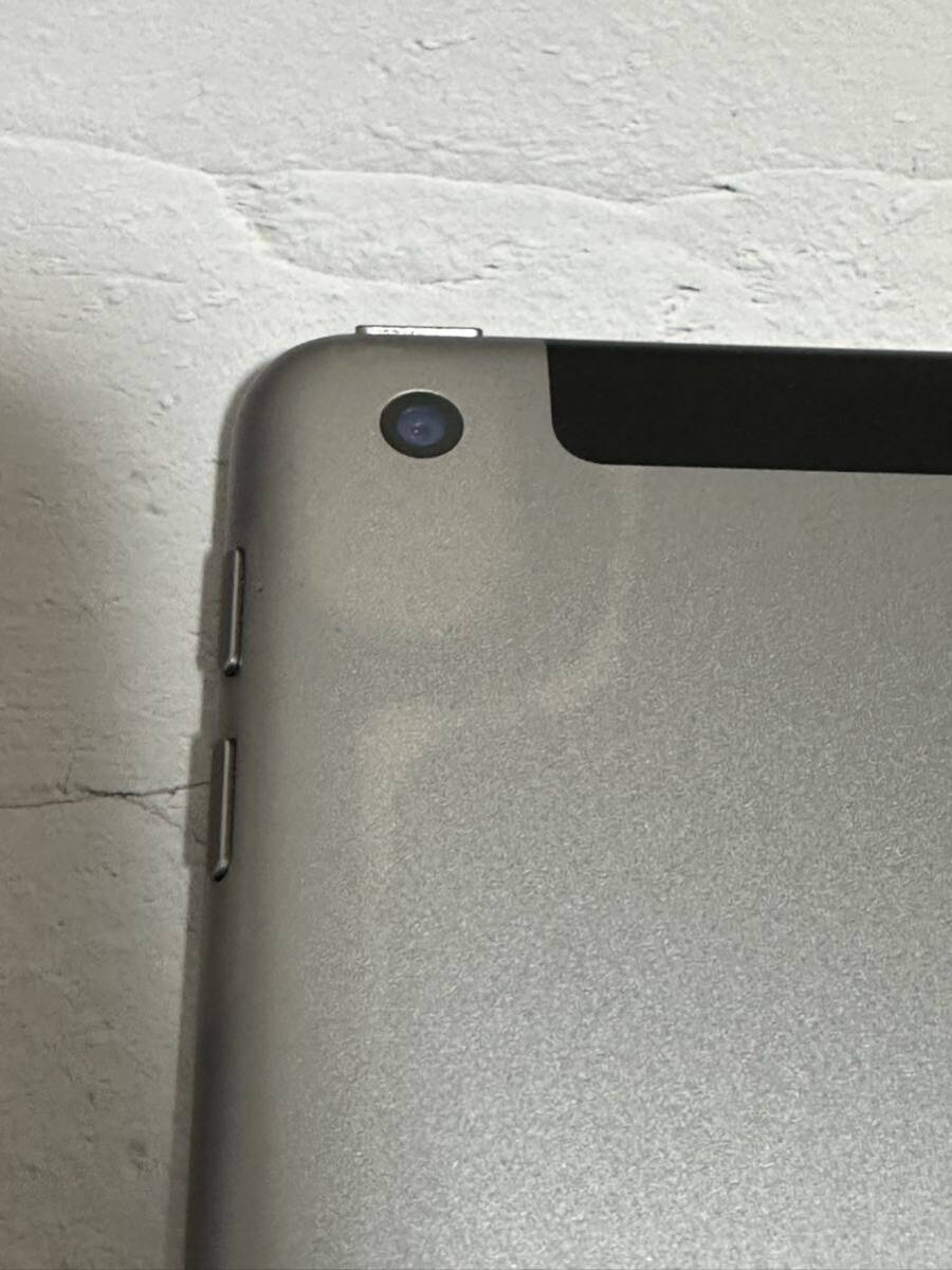 iPad 6世代 32GB セルラーモデル スペースグレー sku04の画像8