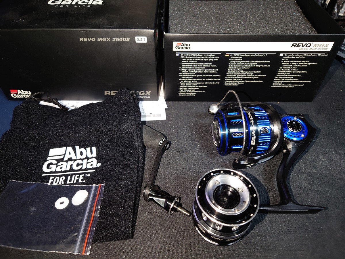 Abugarcia REVO MGX 2500S 5:2:1 アブガルシア レボ deez sp kit 装着の画像1