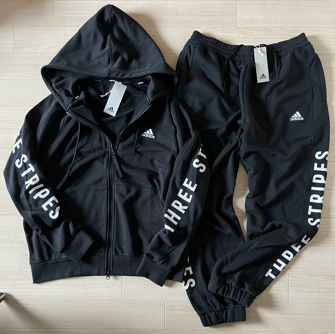 adidas■アディダス〔2XL〕THREE STRIPES 上下 セット パーカー スウェットパンツ 黒 ブラック 白 フレンチテリー〔裏パイル織〕 24'春_画像1