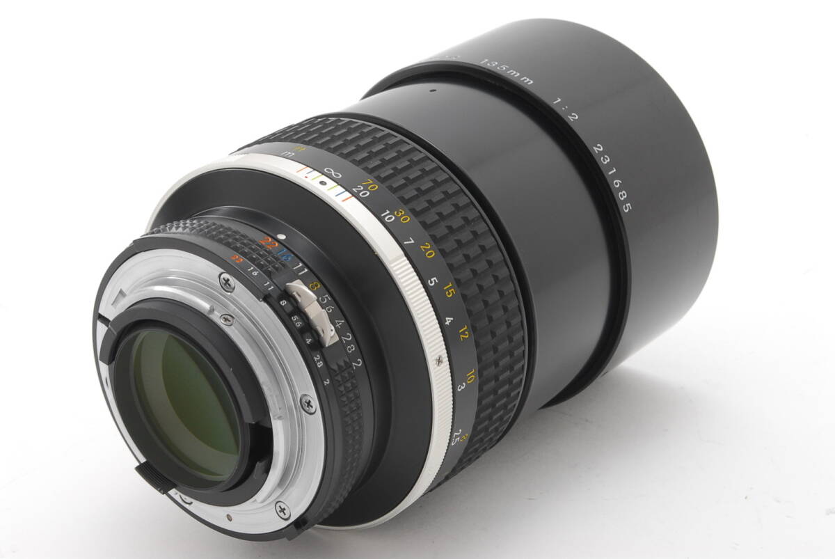 [極上美品] Nikon Ai-s 135mm f/2 Single Focus Prime Telephoto Lens ニコン 一眼レフ カメラ 単焦点 望遠 レンズ NL-00414の画像2