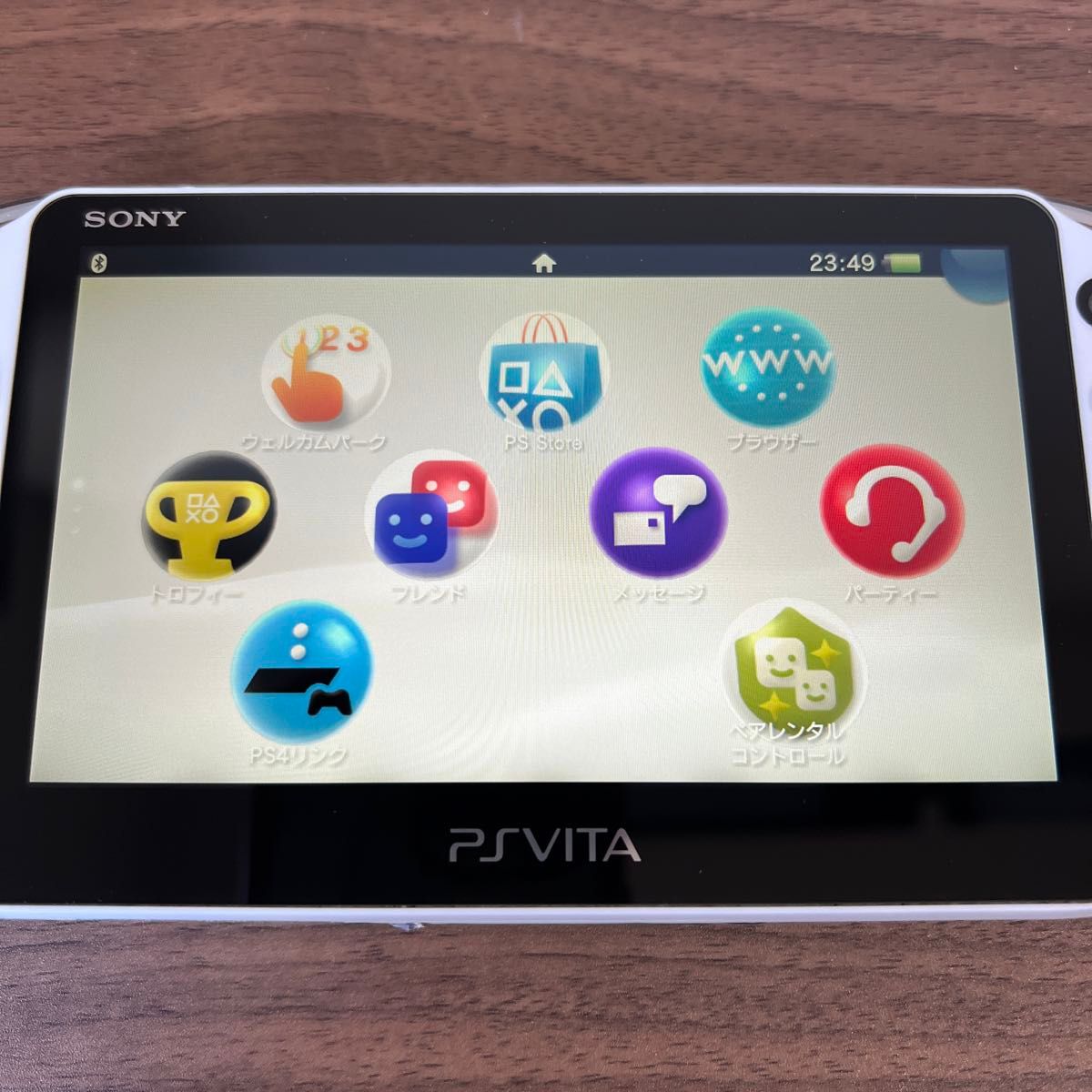 ★本体傷少★ PlayStation Vita PCH-2000 ZA22 グレイシャーホワイト