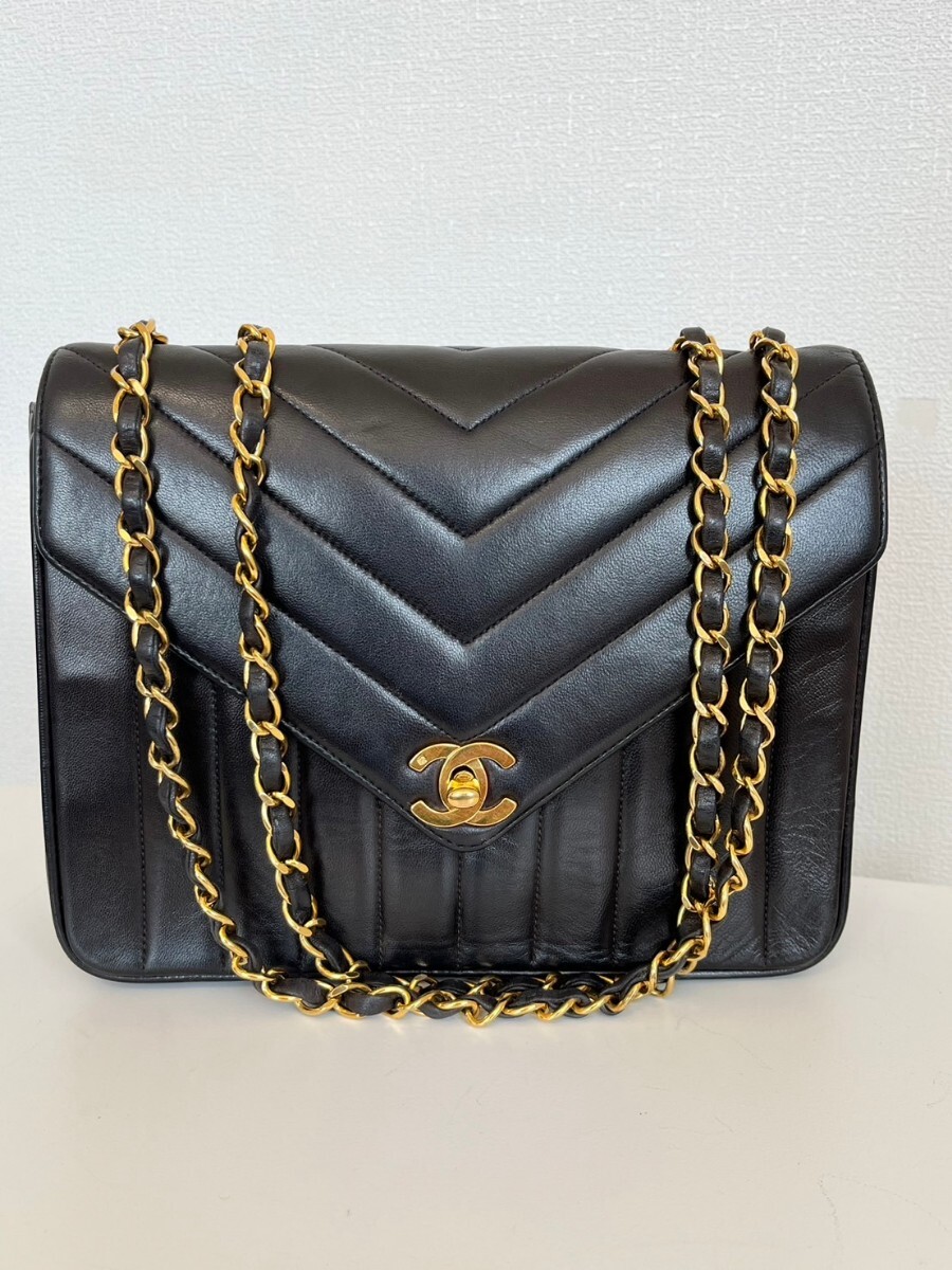 超美品 シャネル CHANEL ココマーク ターンロック ラムスキン チェーン ショルダーバッグ マトラッセ Vステッチ シェブロンの画像1