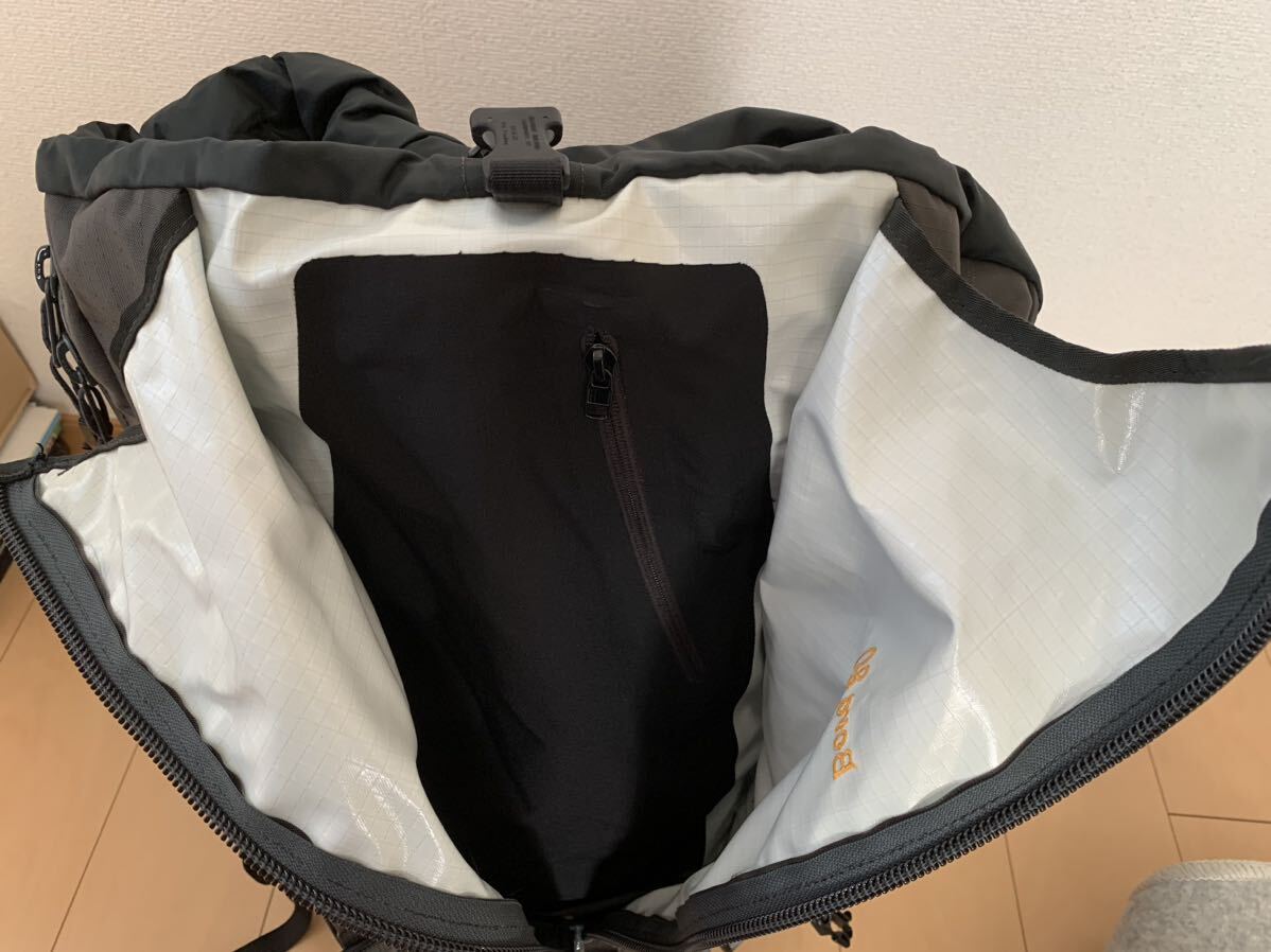 カナダ製 希少】アークテリクス ボラ80 arcteryx BORA 80 ザック カナダ製 希少】アークテリクス ボラ80 arcteryx BORA 80 ザック