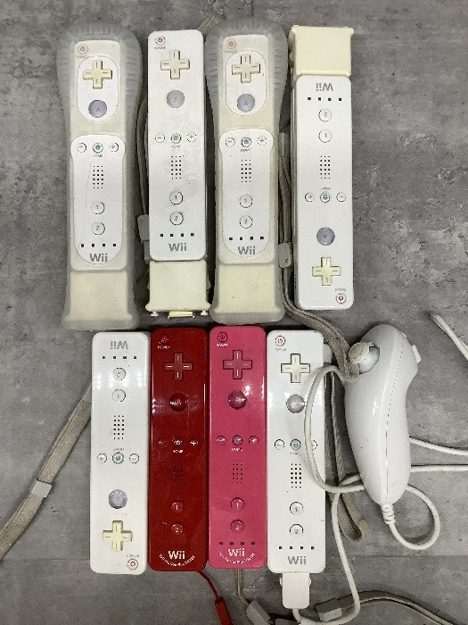 B1b 任天堂 Wii リモコン プラス コントローラー ピンク レッド ホワイト ヌンチャク 現状品 ゲーム_画像1
