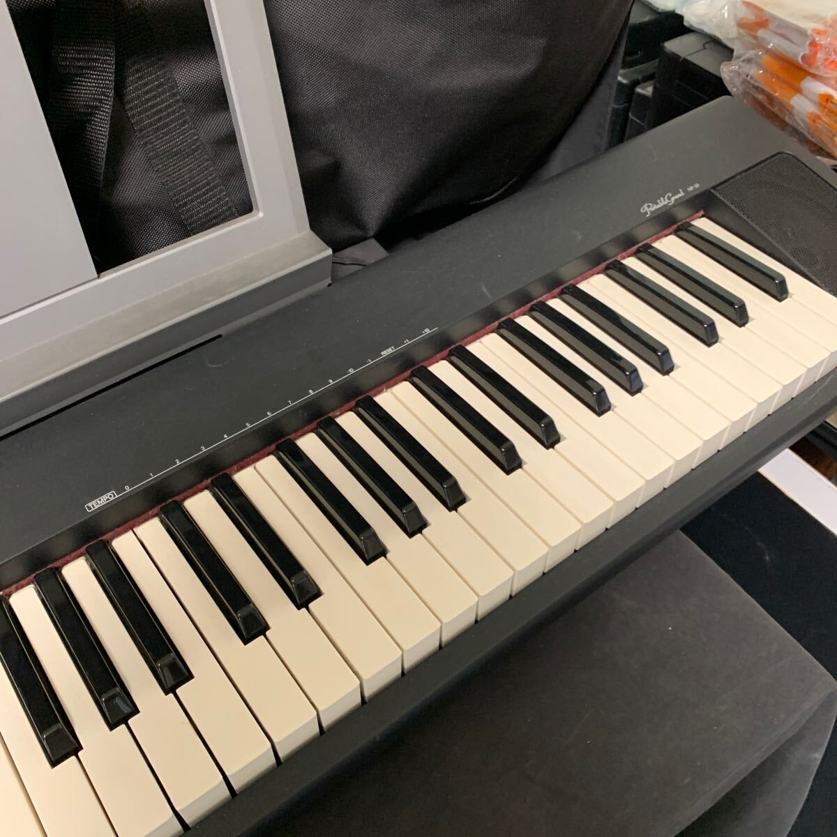 YAMAHA Portable Grand NP-30 電子ピアノ 76鍵盤 ブラック アダプタ 譜面台 ケース 付き 動作確認済み ヤマハ ピアジェーロ キーボード _画像5