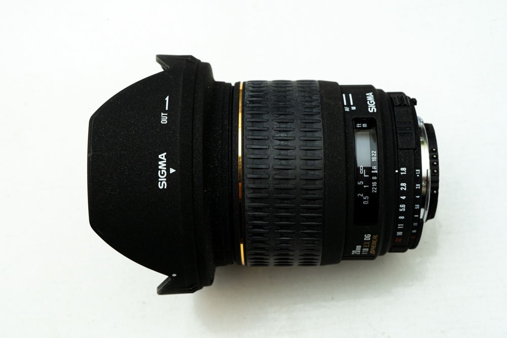 ◆ SIGMA 20mm F1.8 EX DG Nikon Fマウント ◆_画像1