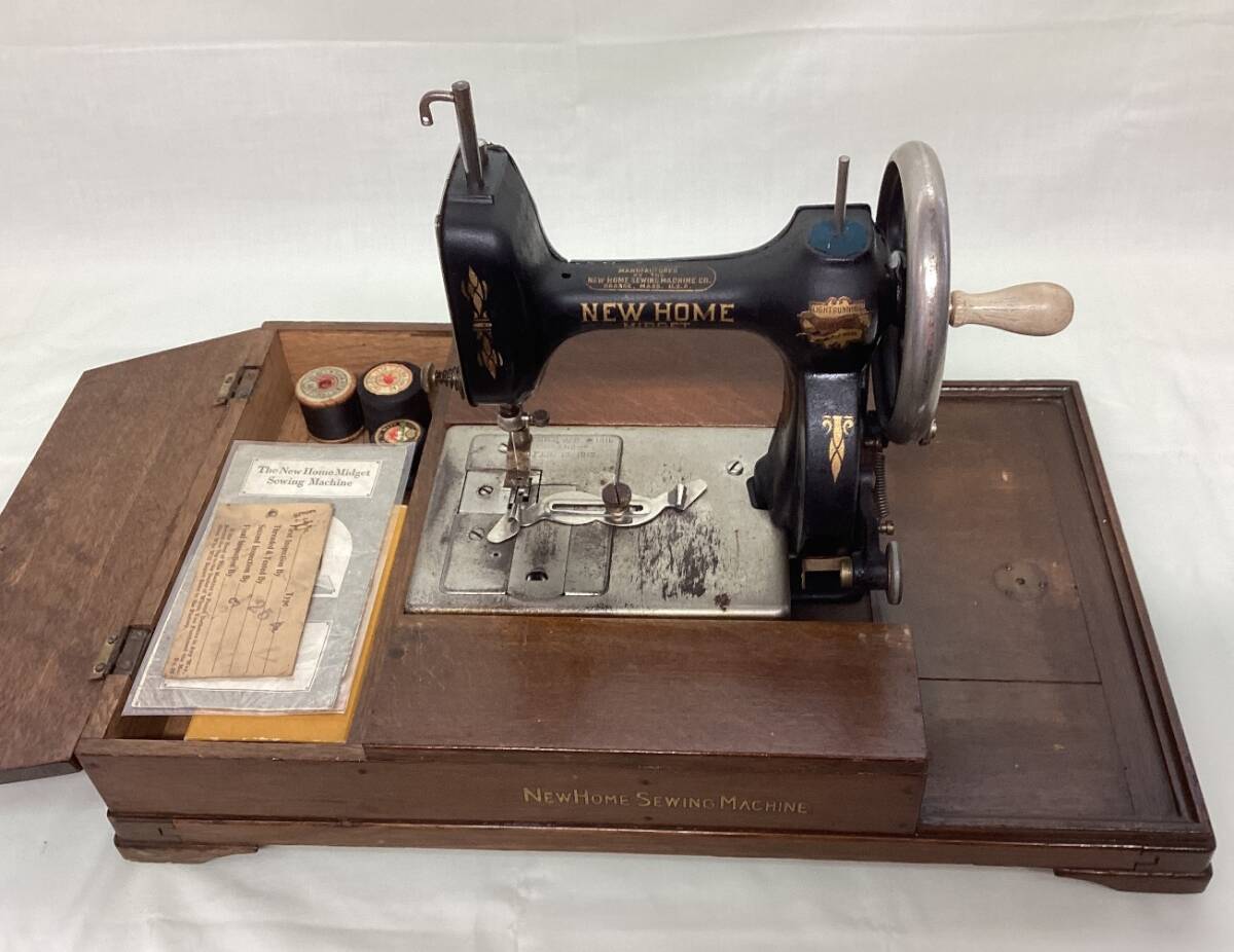Yahoo!オークション - THE NEW HOME MIDGET SEWING MACHINE Yahoo!オークション - THE NEW HOME MIDGET SEWING MACHINE