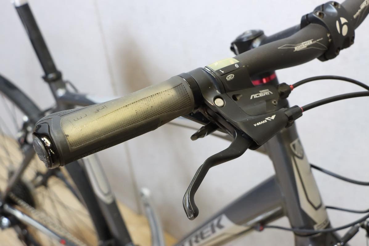 ■TREK トレック 7.4 FX クロスバイク SHIMANO 3X9S サイズ20 2012年モデル_画像5