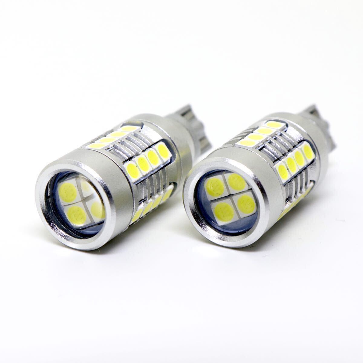 【送料無料】4000lm ヘッドライト級 超爆光 驚異 T16 LED バックランプ キャンセラー内蔵 6500K 純白 New 3030 チップ 28発 無極性 2個入 _画像7