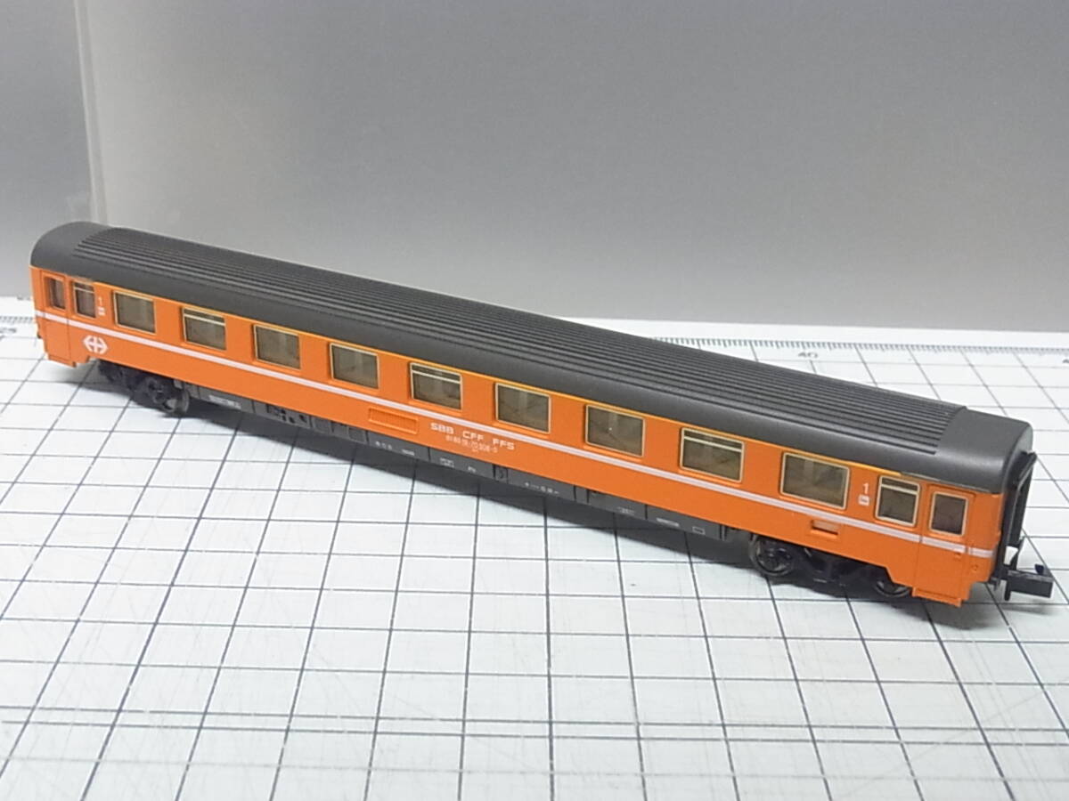 【現状品・箱なし】ARNOLD Nゲージ SBB CFF 客車・Am 1等車 （スイス）_画像2