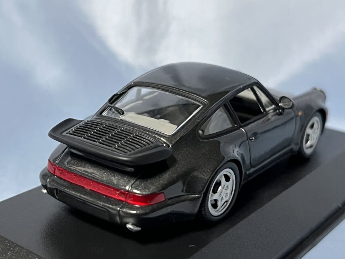 ミニチャンプス製　　ポルシェ　911 ターボ Bメタ　　　　　1990年　　　　1/43_画像6