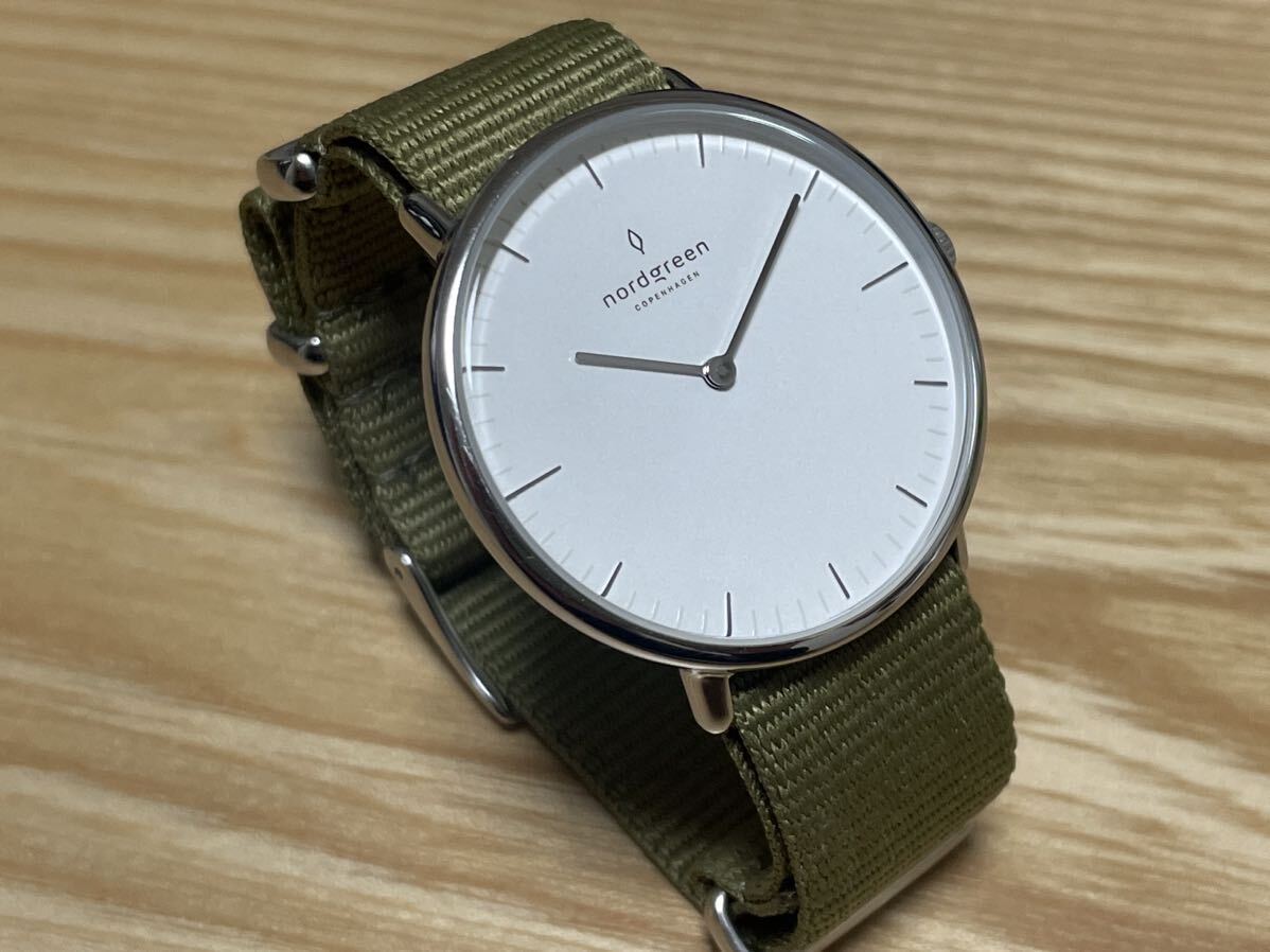 ■ 美品 ■ Nordgreen Native ■ ノードグリーン ■ ホワイトダイヤル シルバー 36mm ■ 北欧ミニマルデザイン■ブラックレザーベルト付 ■_画像1