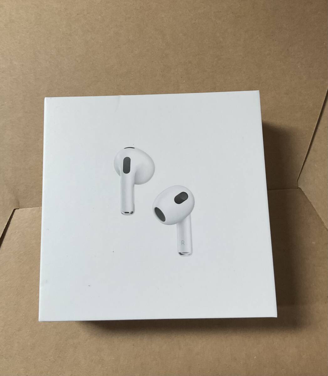 開封新品同様★Apple AirPods 3世代 MPNY3J/A★開封確認のみ_画像1