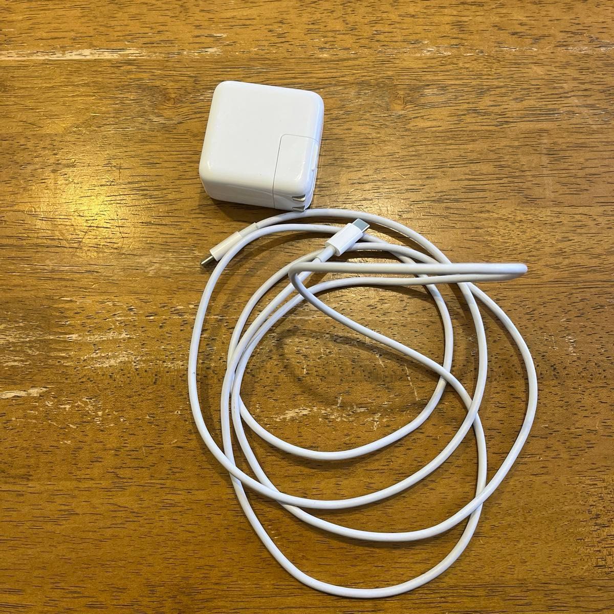 Apple MacBook Air 2020 シルバー 送料無料 256GB 充電器付 箱 Apple MacBook Air 2020 シルバー 送料無料 256GB 充電器付 箱