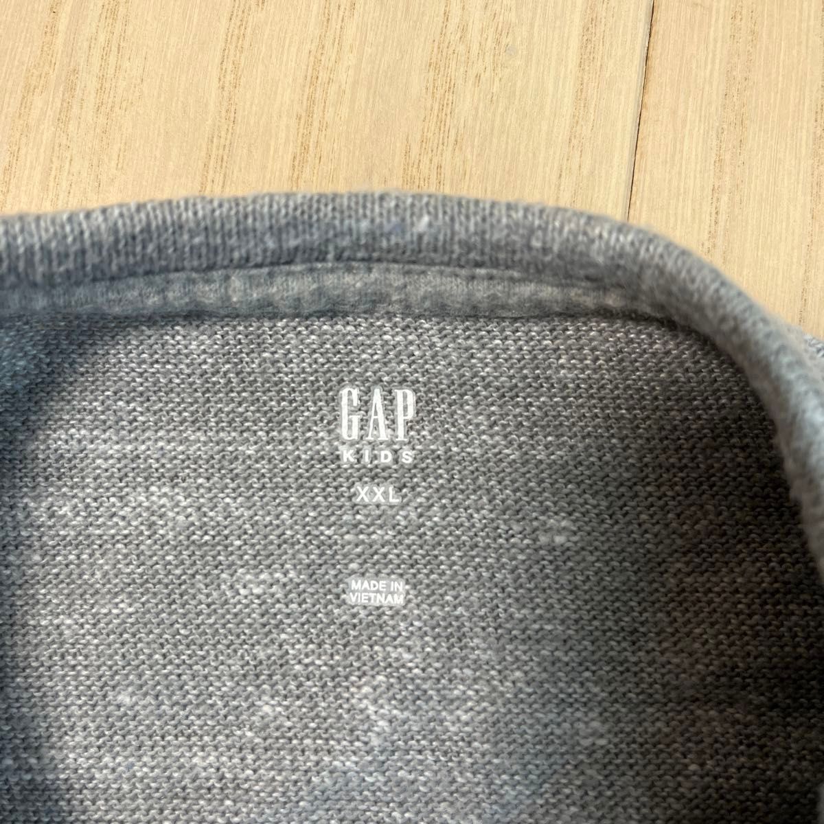 GAP 160センチ　長袖Tシャツ