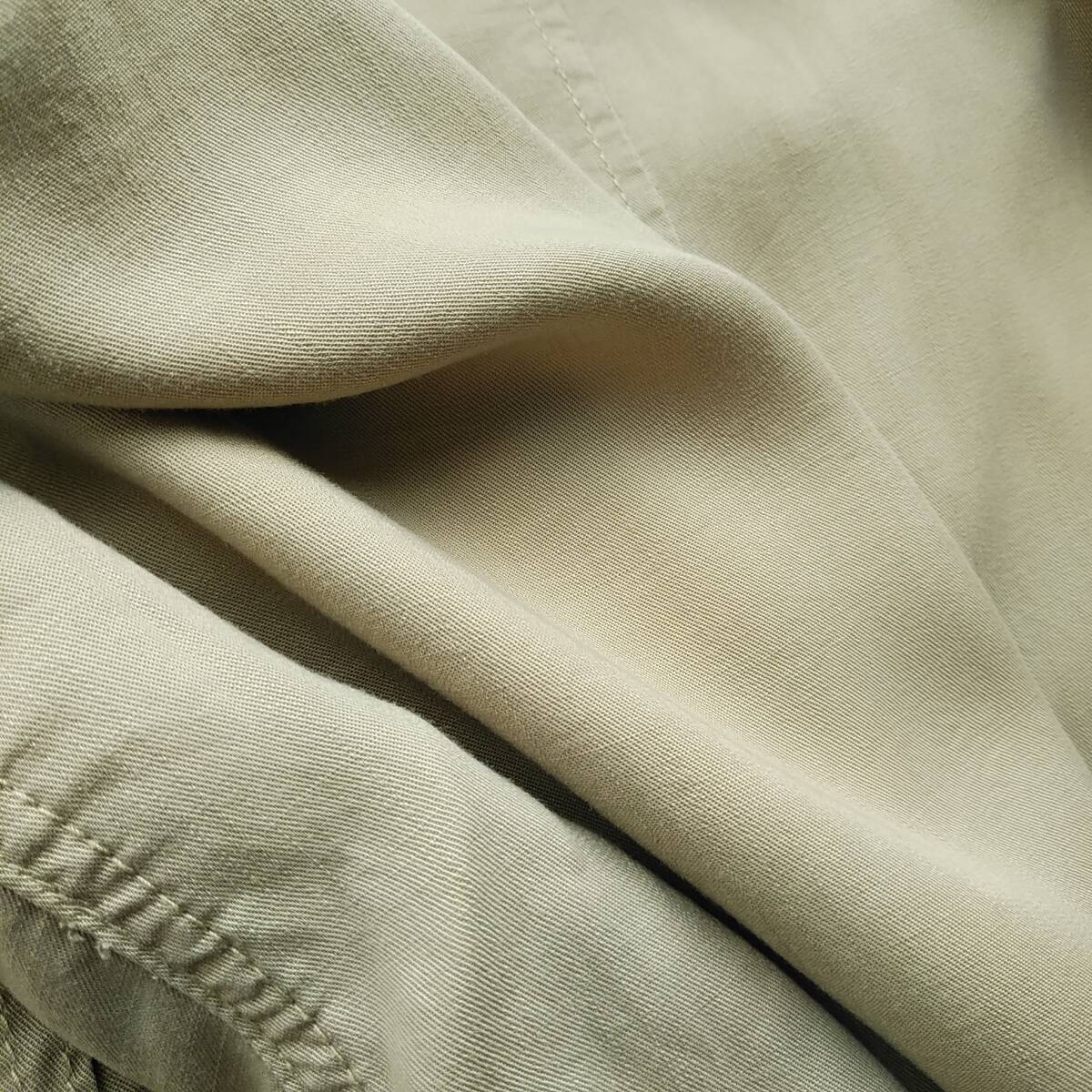 SLOBE IENA 七分袖 シャツワンピース スキッパー テンセル 枯草 SLOBE IENA 七分袖 シャツワンピース スキッパー テンセル 枯草