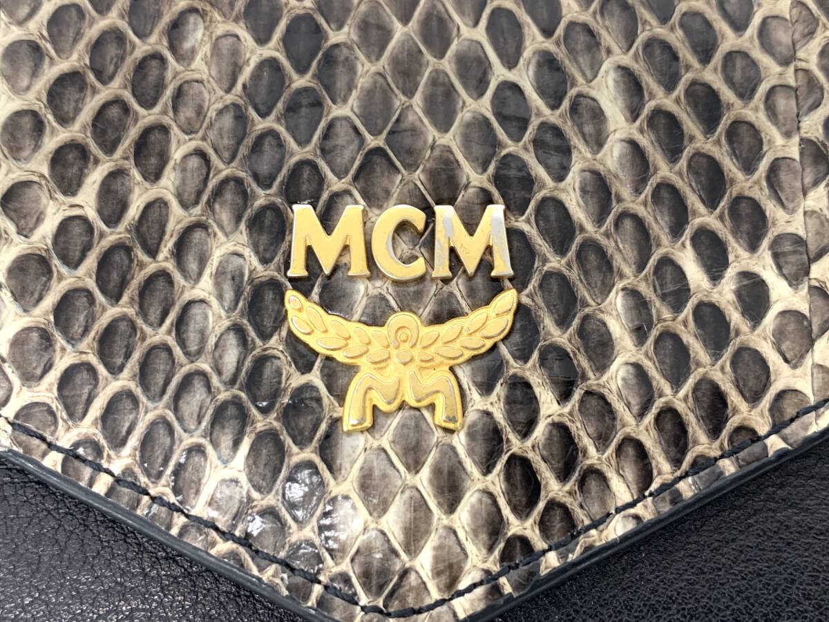 T03/113 MCM エムシーエム レザー 財布 三つ折り財布 長財布 札入れ 小銭入れ カード収納 ゴールド金具 ブラック_画像6