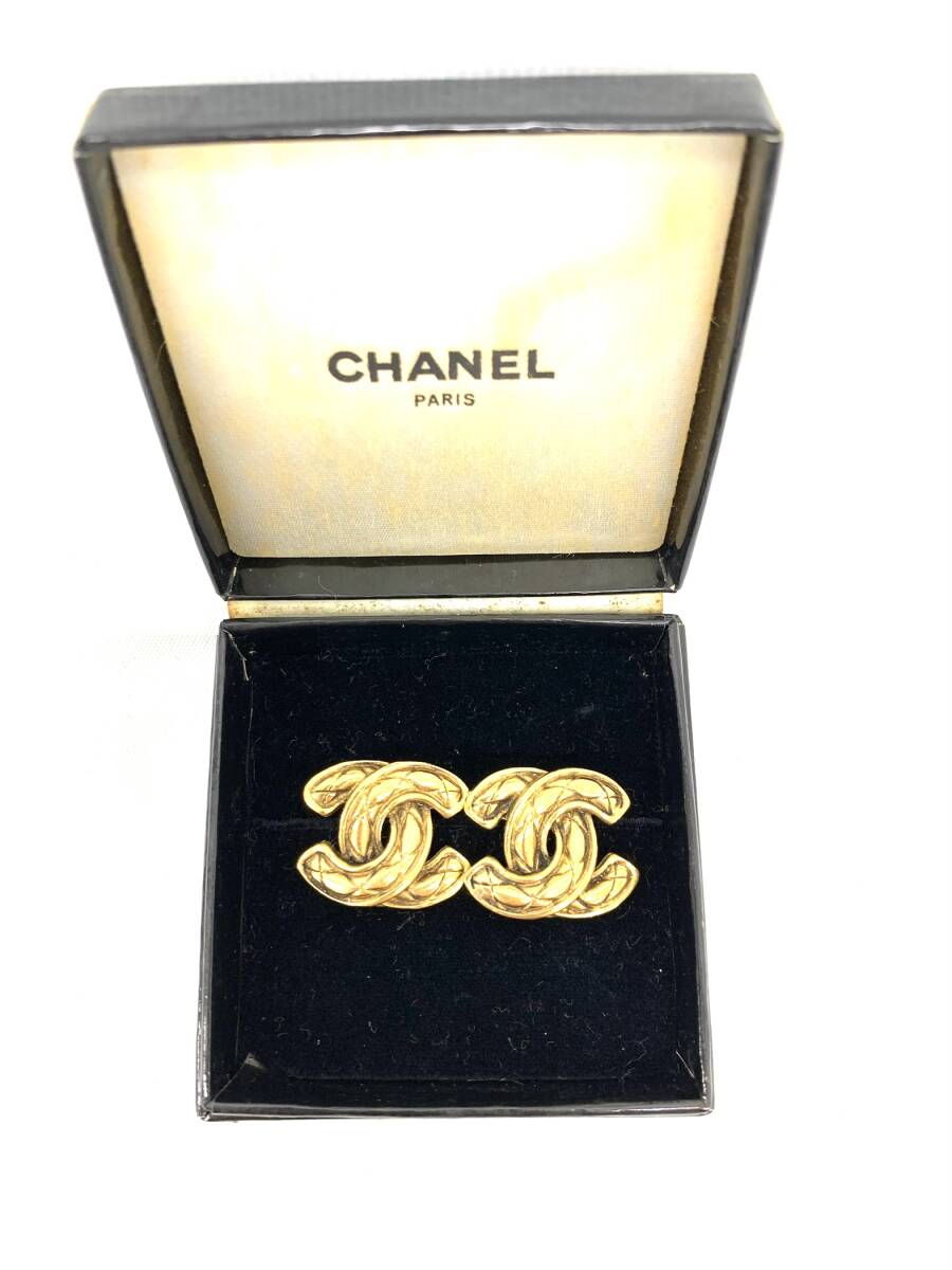 T03/120 CHANEL シャネル アクセサリー ココマーク ロゴ イヤリング ゴールド