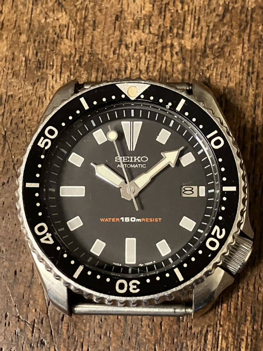 T03/122 SEIKO セイコー 自動巻き デイト 稼働品 AUTOMATIC オートマチック 腕時計 7002-7000 150ｍ 防水 ダイバーズ SCUBA DIVERSの画像4