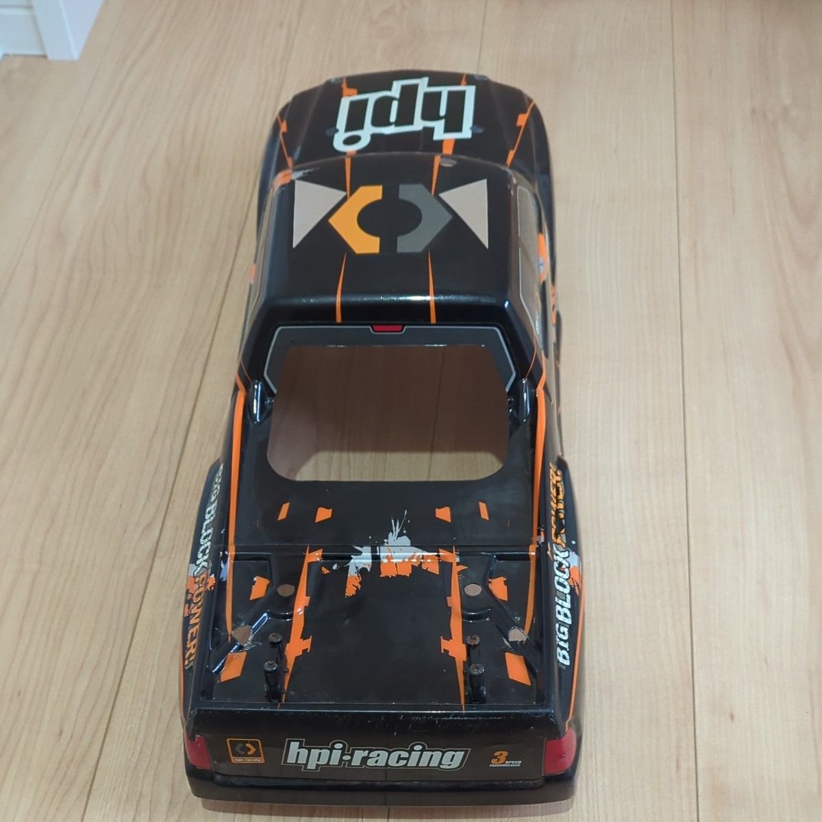 ラジコン ボディサベージ　SAVAGE XL hpi hpi-racing 1/8ラジコン　 モンスタートラック