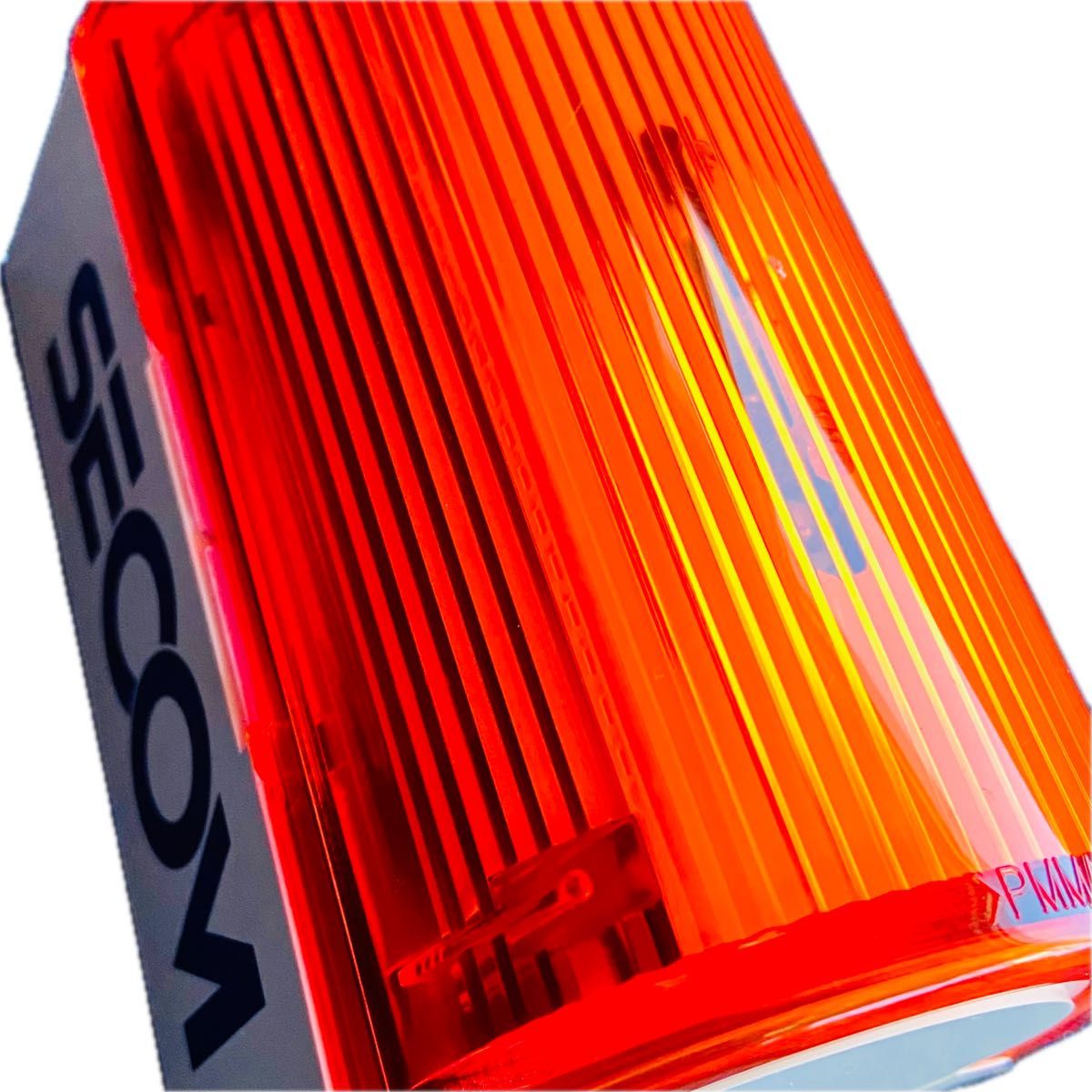 新品・超希少】限定1個 セコムのランプ|Yahoo!フリマ(旧PayPay 新品・超希少】限定1個 セコムのランプ|Yahoo!フリマ(旧PayPay