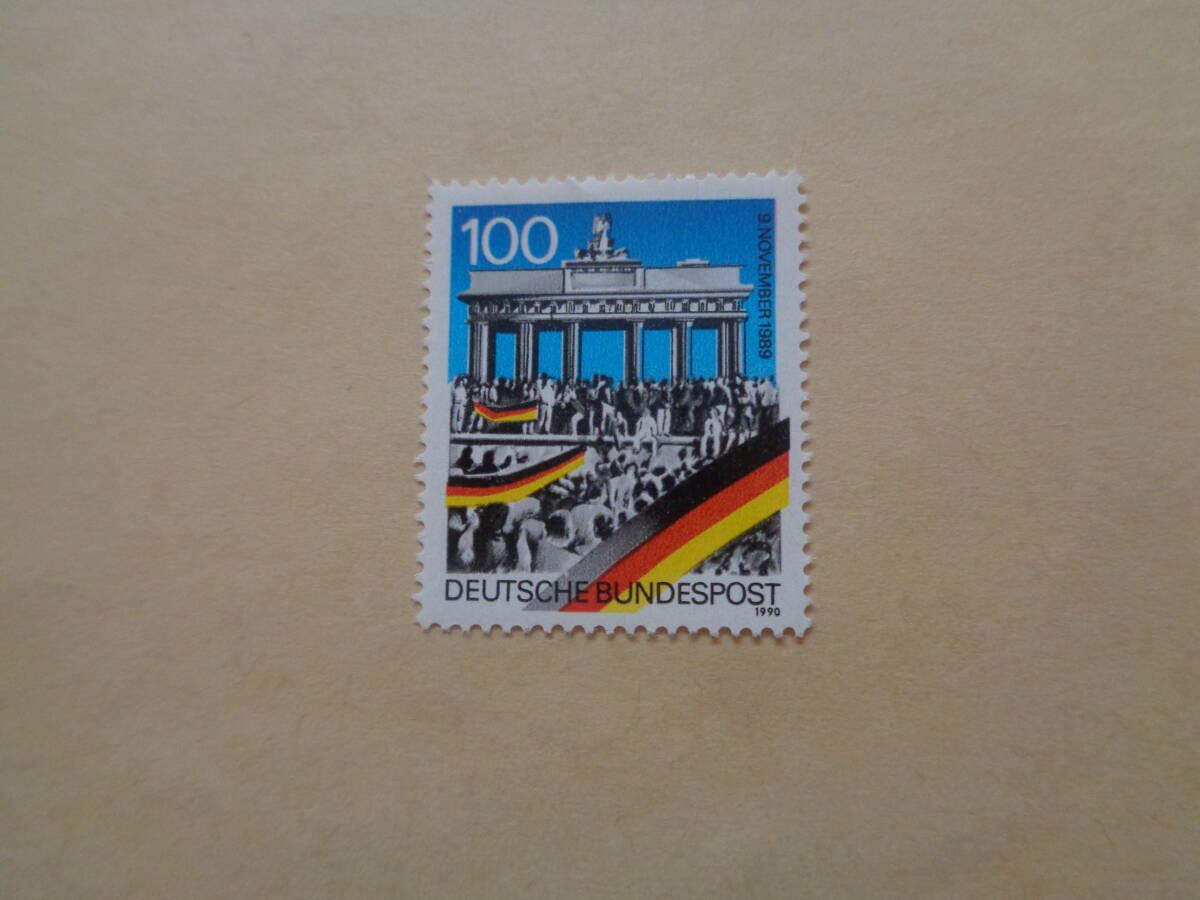 ドイツ切手　1990年　ベルリンの壁崩壊1年（ドイツ国境開放1周年記念）　ブランデンブルク門　　100_画像1