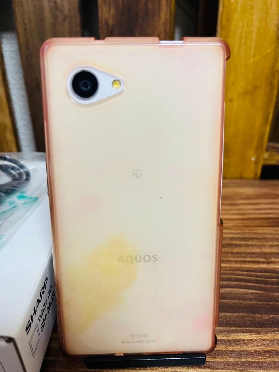 【小型超軽量】AQUOS mini SH-M03 スマホ 本体　SIMフリー　ミニ　コンパクト