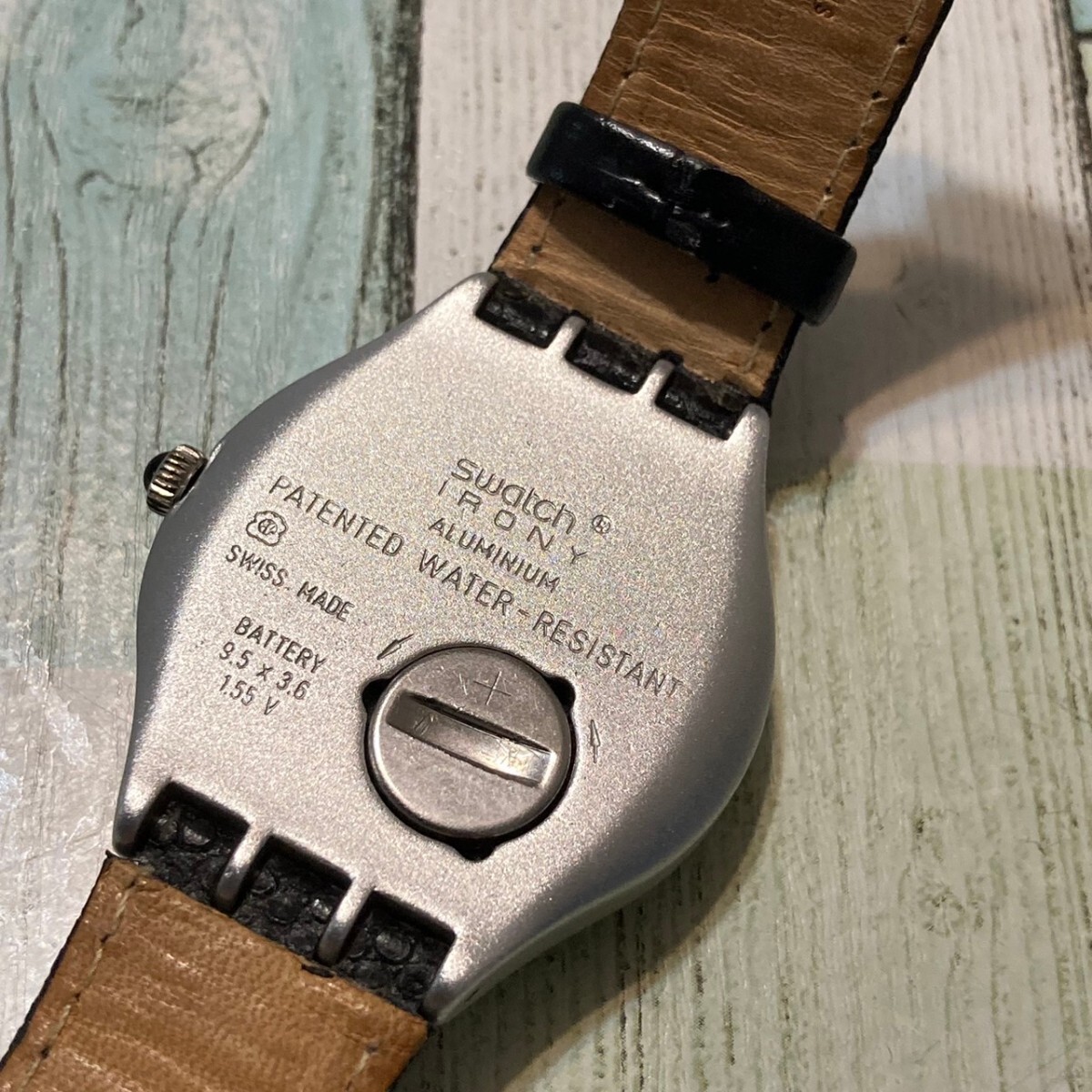 ◆稼働品◆良品◆ Swatch スウォッチ IRONY アイロニー クォーツ シルバー文字盤 ローマン メンズ腕時計の画像3