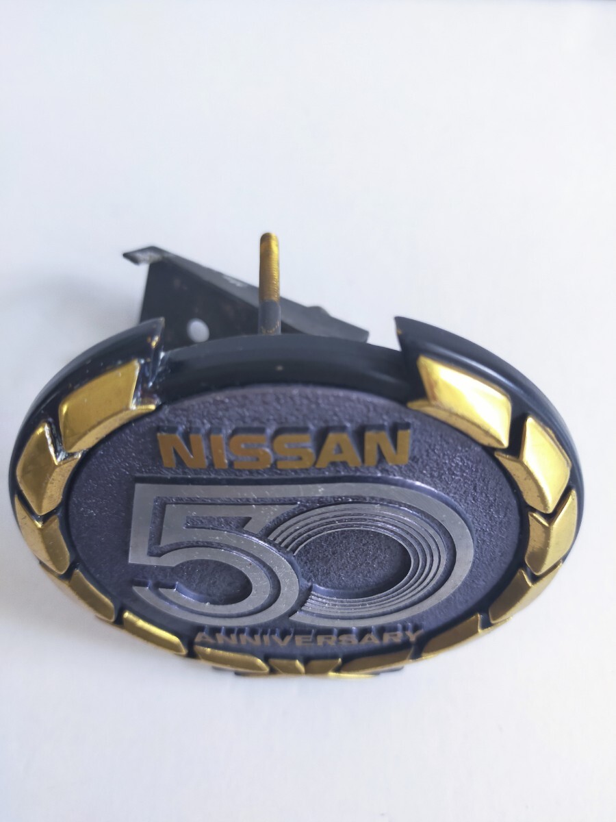 NISSAN 50th ANNIVERSARY 日産50周年 エンブレム 　ニッサン　日産　金属　