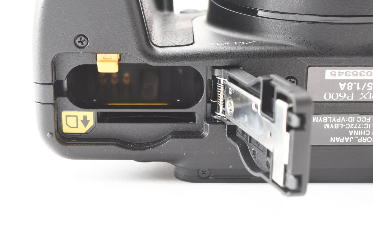 【実用品】 Nikon COOLPIX P600 コンパクトデジタルカメラ ZOOM ED VR 4.3-258mm F3.3-6.5 バッテリー・充電器付き #5499の画像6