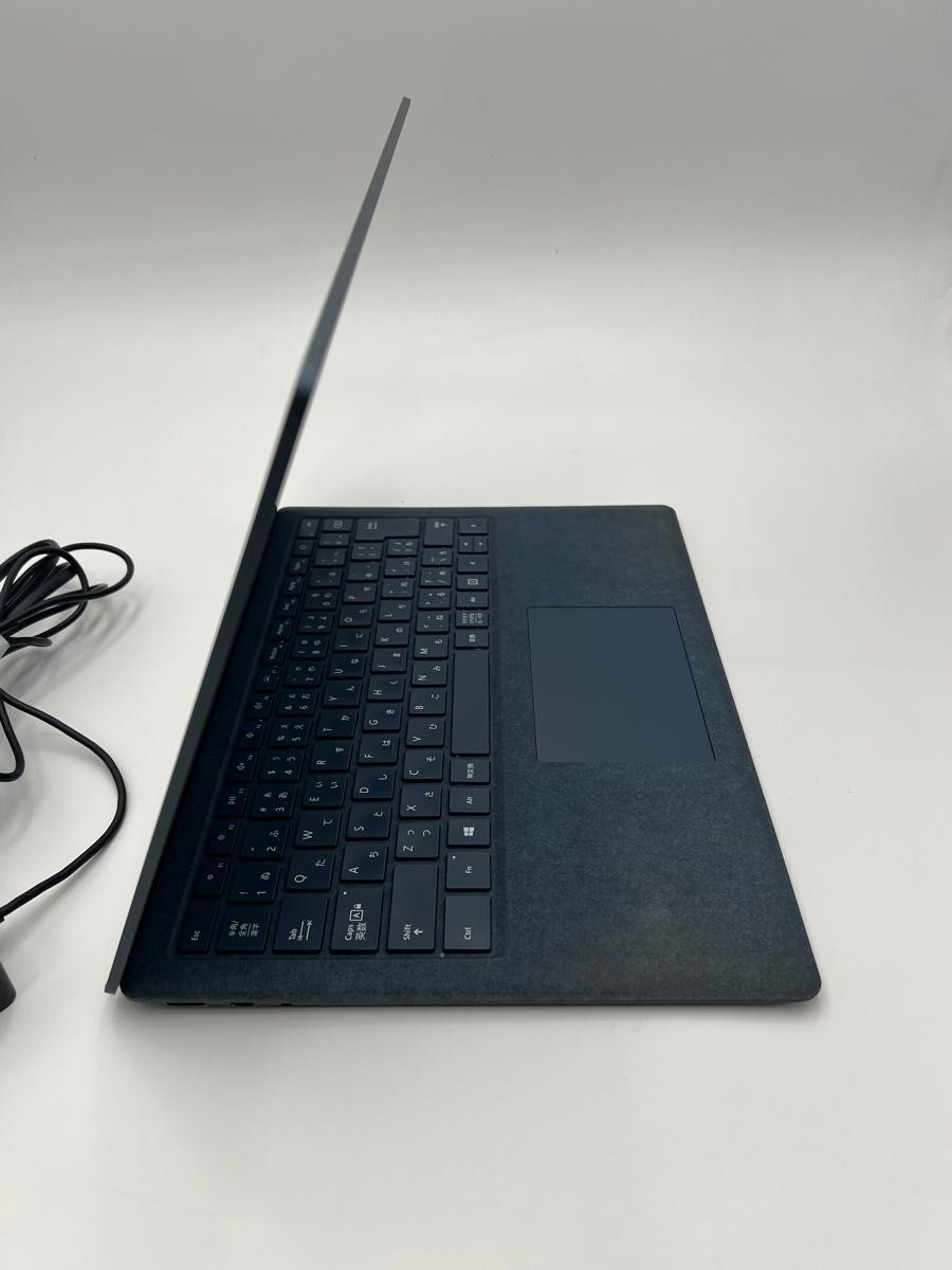 Microsoft Surface Laptop Core i7 7660U 2.5GHz 8GB 256GB(SSD) 