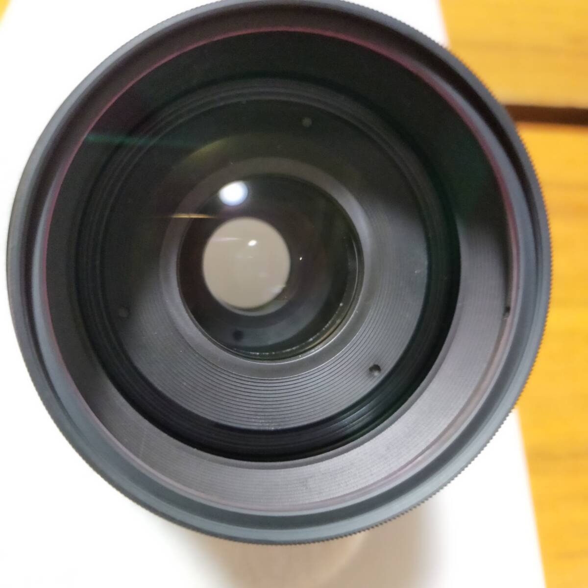 良品 Canon キヤノン ZOOM LENS EF 70-210mm F4 望遠 純正フード ET-62 II Kenkoフィルタ付き オールドレンズ_ホコリが1点確認できます
