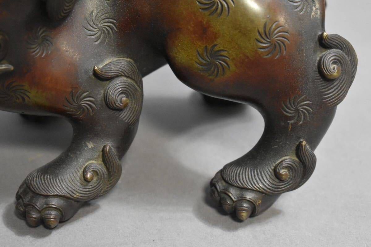 【英】A520 時代 古銅獅子香炉 中国美術 朝鮮 香道具 香爐 銅製 銅器 骨董品 美術品 古美術 時代品 古玩_画像7