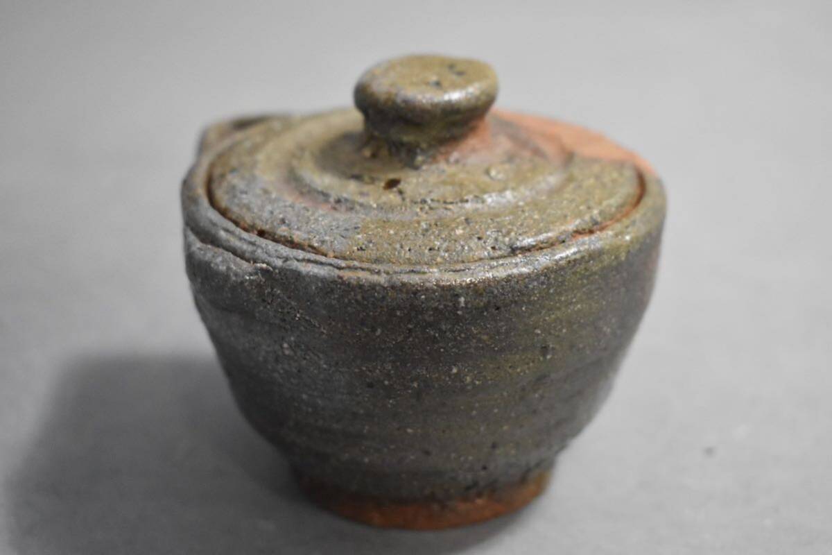 [ britain ]A683 author unknown Bizen . bin also box Japan fine art Bizen .. tea utensils . tea utensils small teapot foam bin antique goods work of art old fine art 