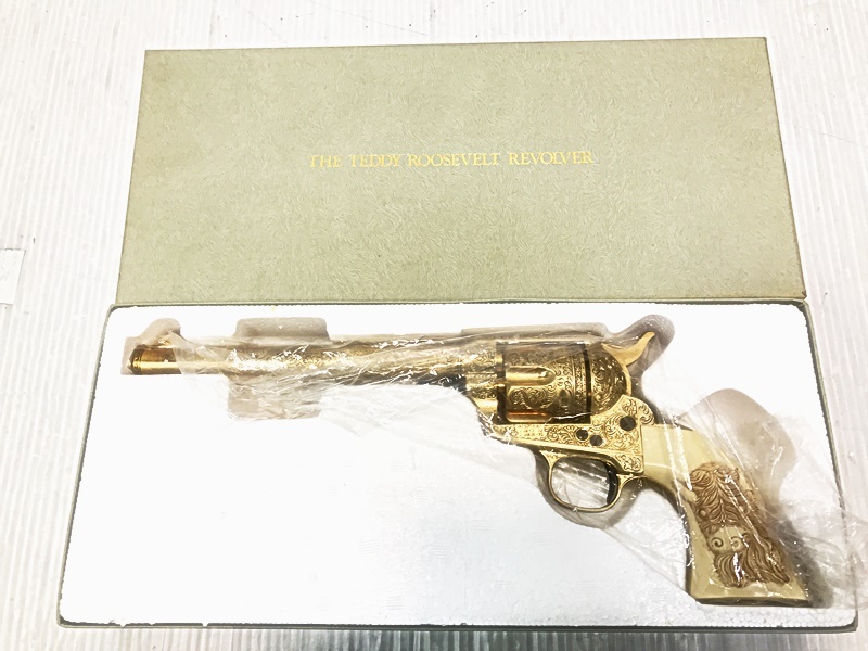 福岡)フランクリンミント THE TEDDY ROOSEVELT REVOLVER テディルーズベルト リボルバー 展示額付き モデルガン 良品の画像10