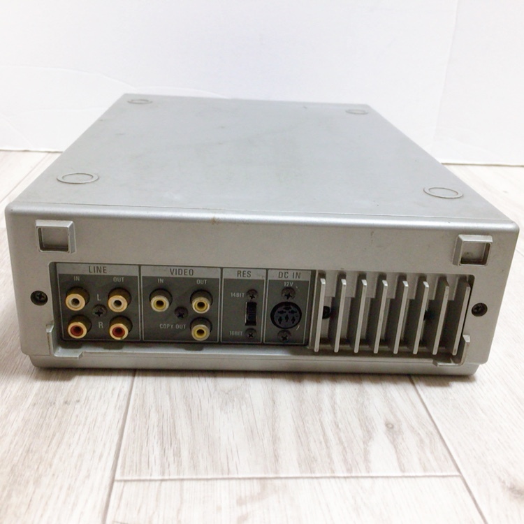 中古品 オーディオ機器 pcm-f1/ac-700 SONY ソニー デジタルオーディオプロセッサー ACパワーアダプター 電源ユニット 音響機器の画像5