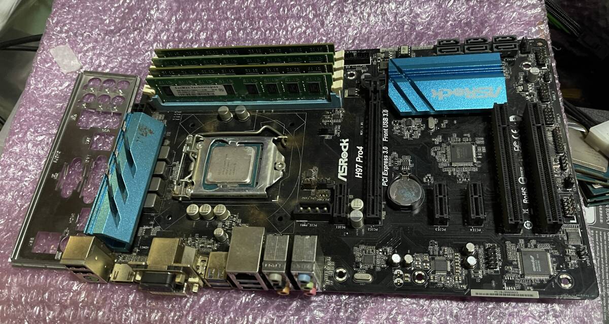 ASRock H97 Pro4 Intel Core i7 4790 メモリ16GBマザーボード CPU セット LGA1150_画像1