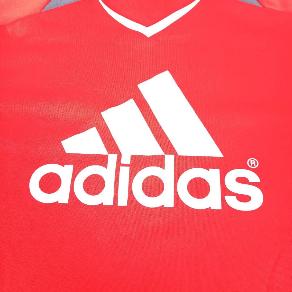M adidas アディダス プラクティスシャツ レッド グレー 胸ロゴ 半袖 リユース ultralto ts1877_画像6